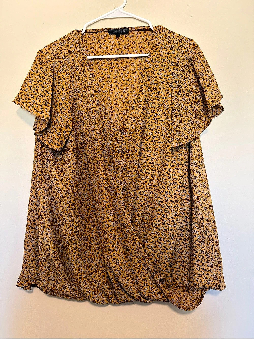 Floral Short Sleeve Blouse in Yellow & Burgundy
